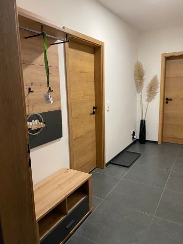 3deb281f-34a7-4d9e-af2e-702f8ca8aec1